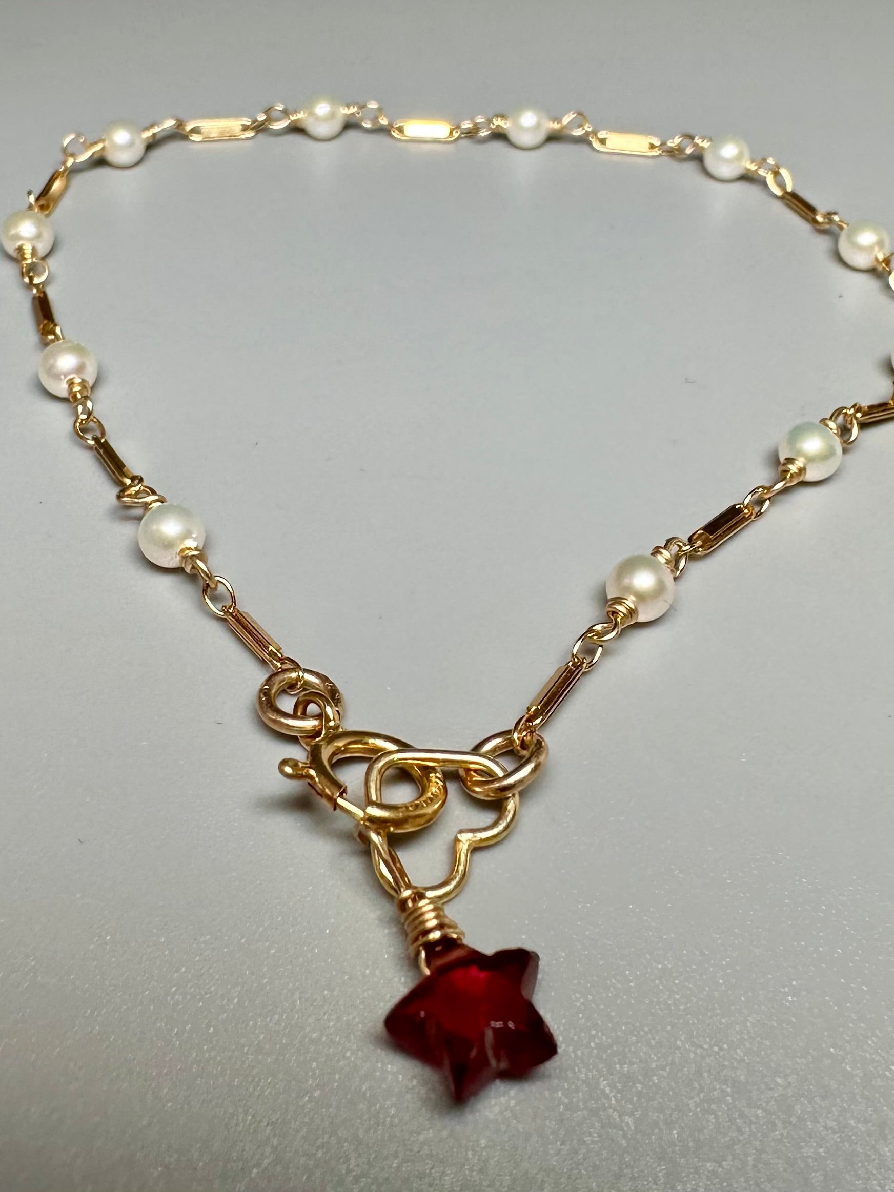 Exquisite Freshwater Pearl & Garnet Bracelet