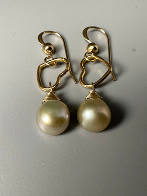 Pearl Heart Earrings