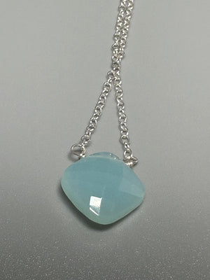 Single Stone Pendant Necklaces