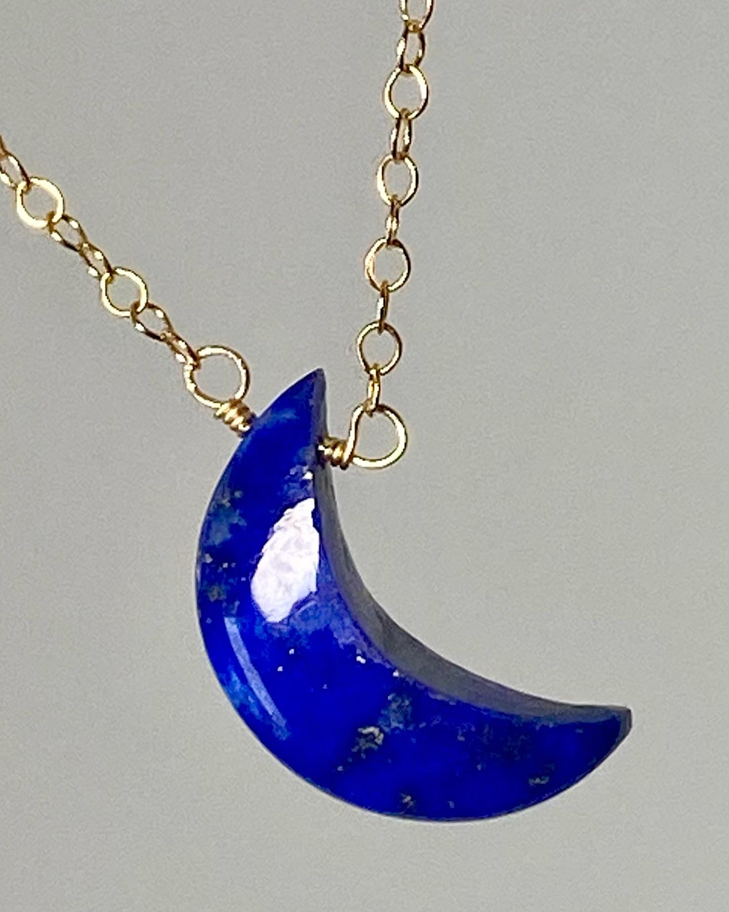 Lapis lazuli moon necklace – Smashing Jewels