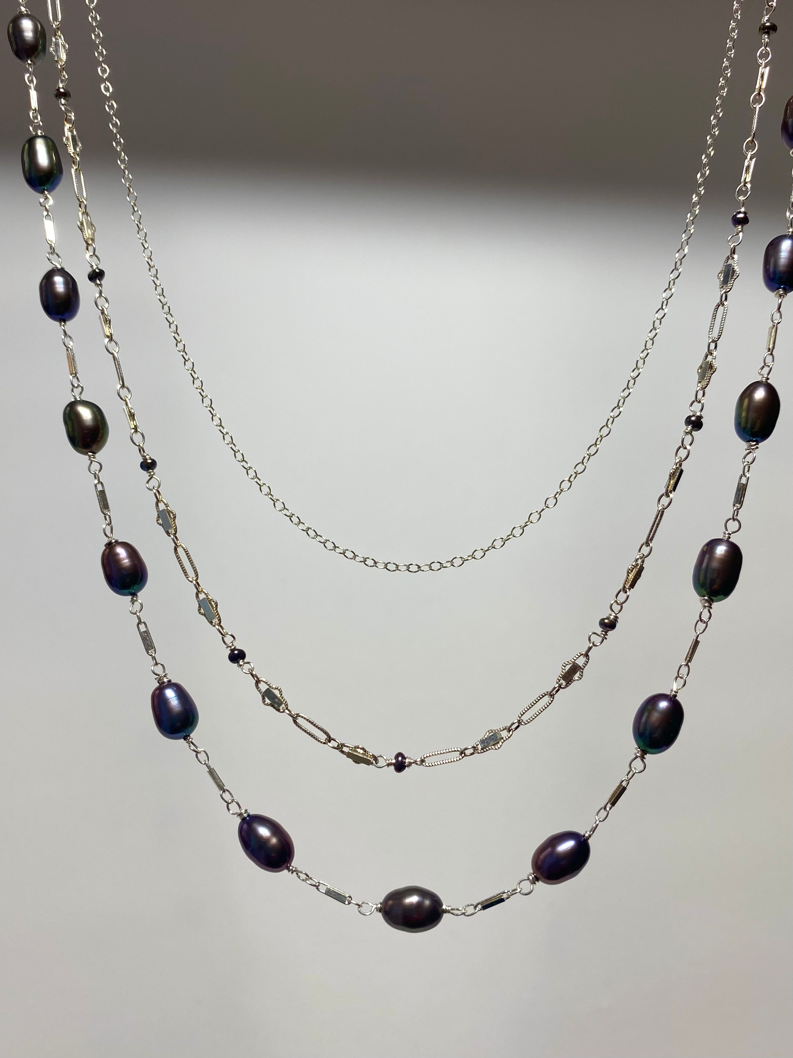 Black Pearl Layering Necklace